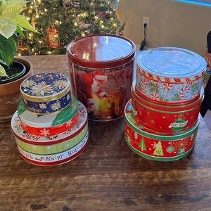 Lot of Holiday tins (7)